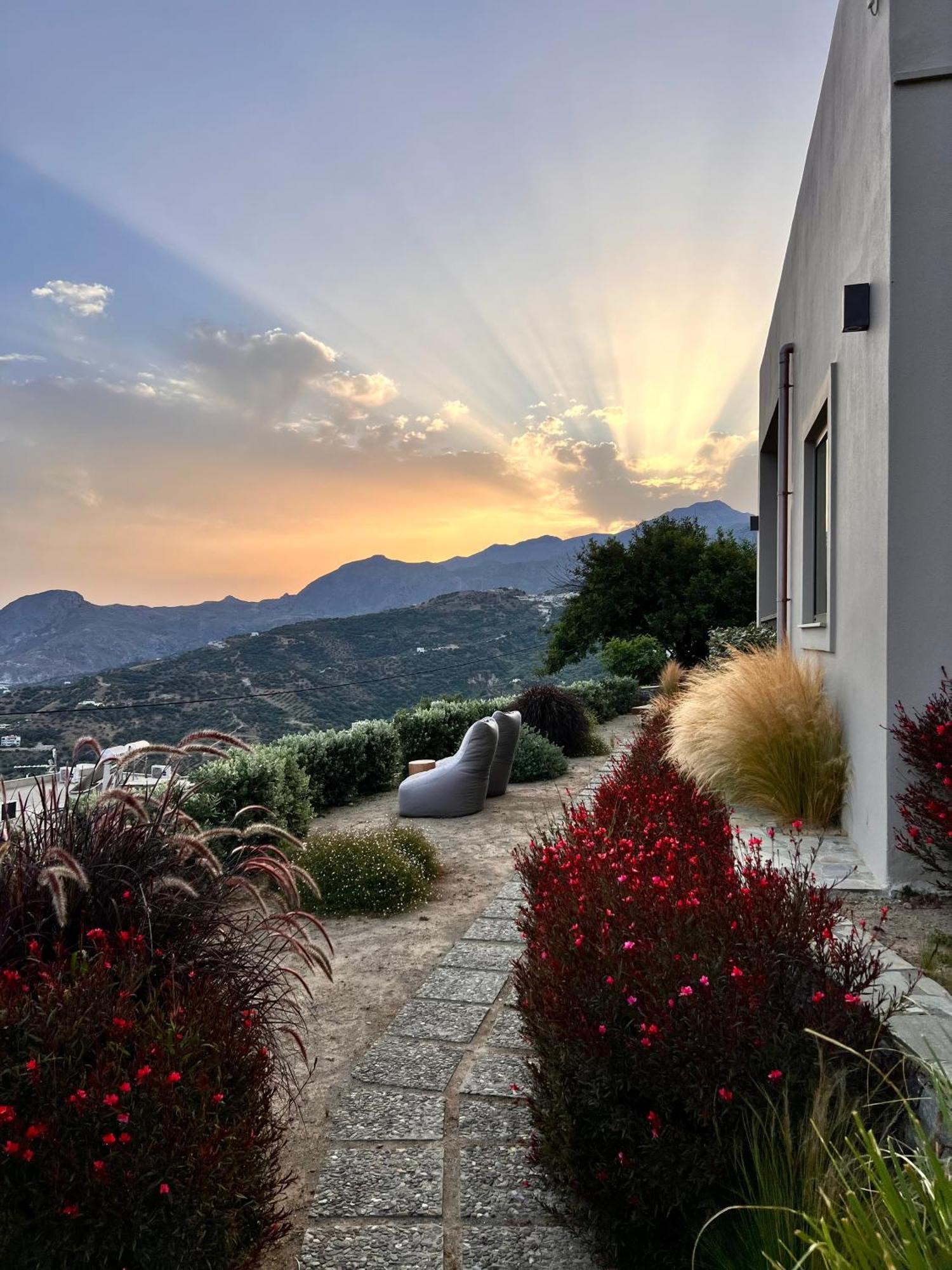 Villa Stella Suites Plakias Bagian luar foto